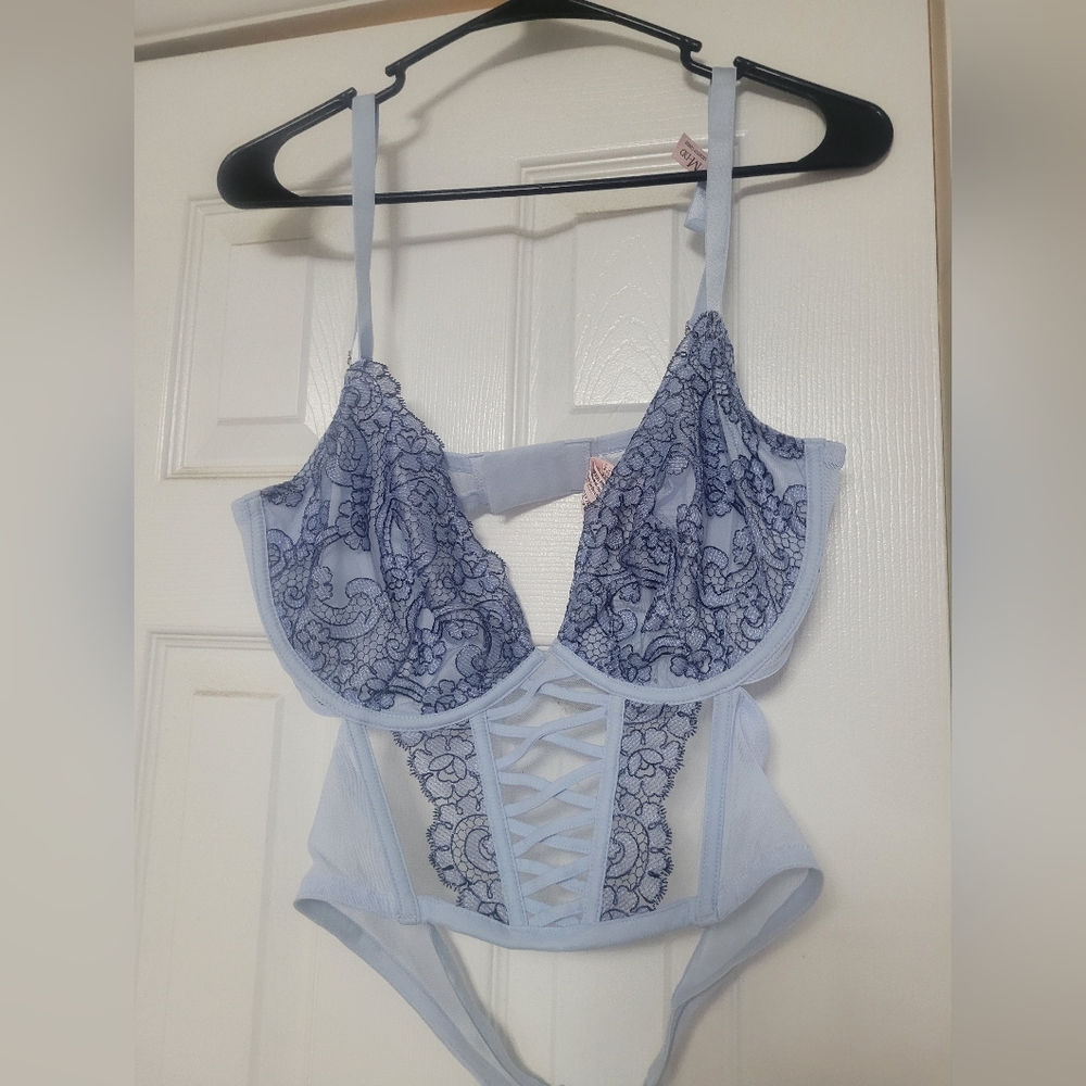Victoria's Secret baby blue lace bra